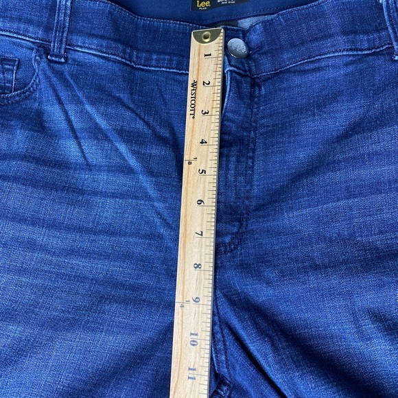 Lee Plus Women’s Bootcut Mid Rise Denim Jean - Picture 4 of 8